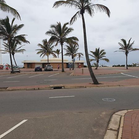 Summersands Durban North Beach Екстериор снимка